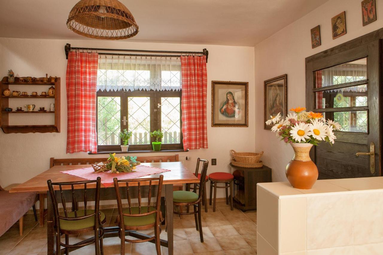 Villa Prázdninový dom Eliška*** Rajecka Lesna Esterno foto